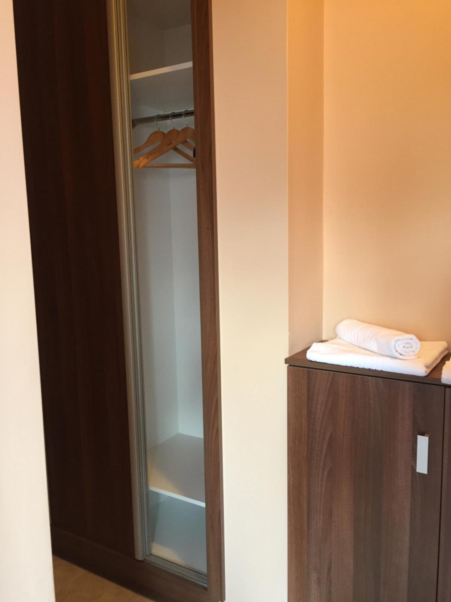 Palank Apartman Mosonmagyarovar Bagian luar foto