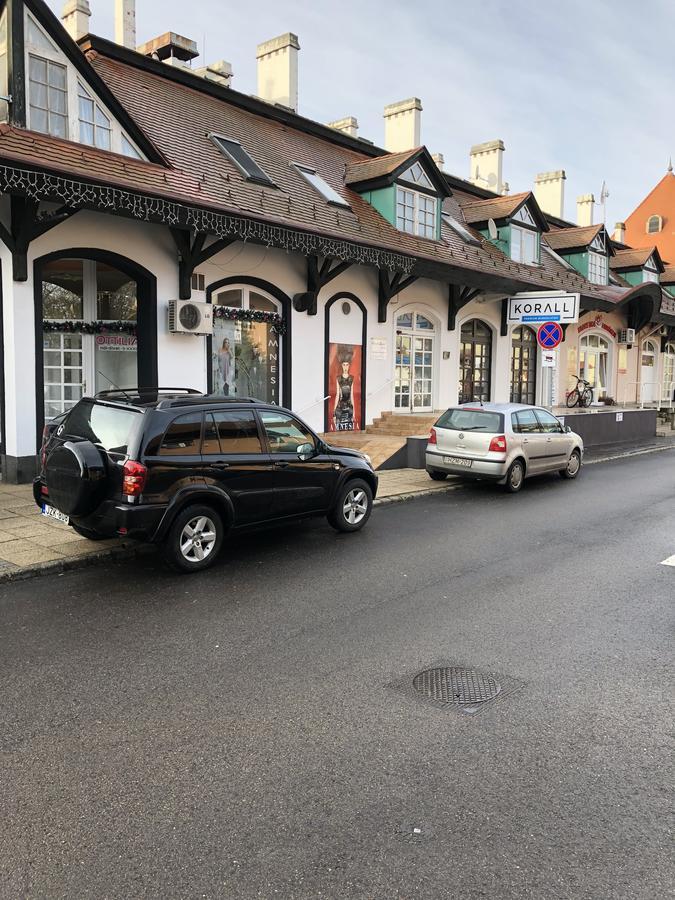 Palank Apartman Mosonmagyarovar Bagian luar foto