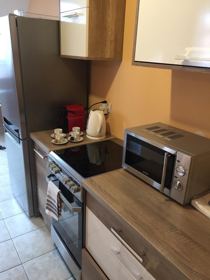 Palank Apartman Mosonmagyarovar Bagian luar foto